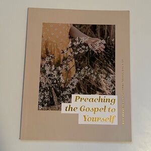 NWT The Daily Grace Co. “Preaching the Gospel to Yourself” Christian Study Book